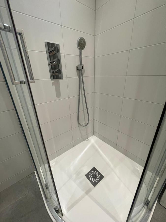 Chic 3 Bedroom Flat With Private Terrace In Holloway Near Finsbury Park Λονδίνο Εξωτερικό φωτογραφία