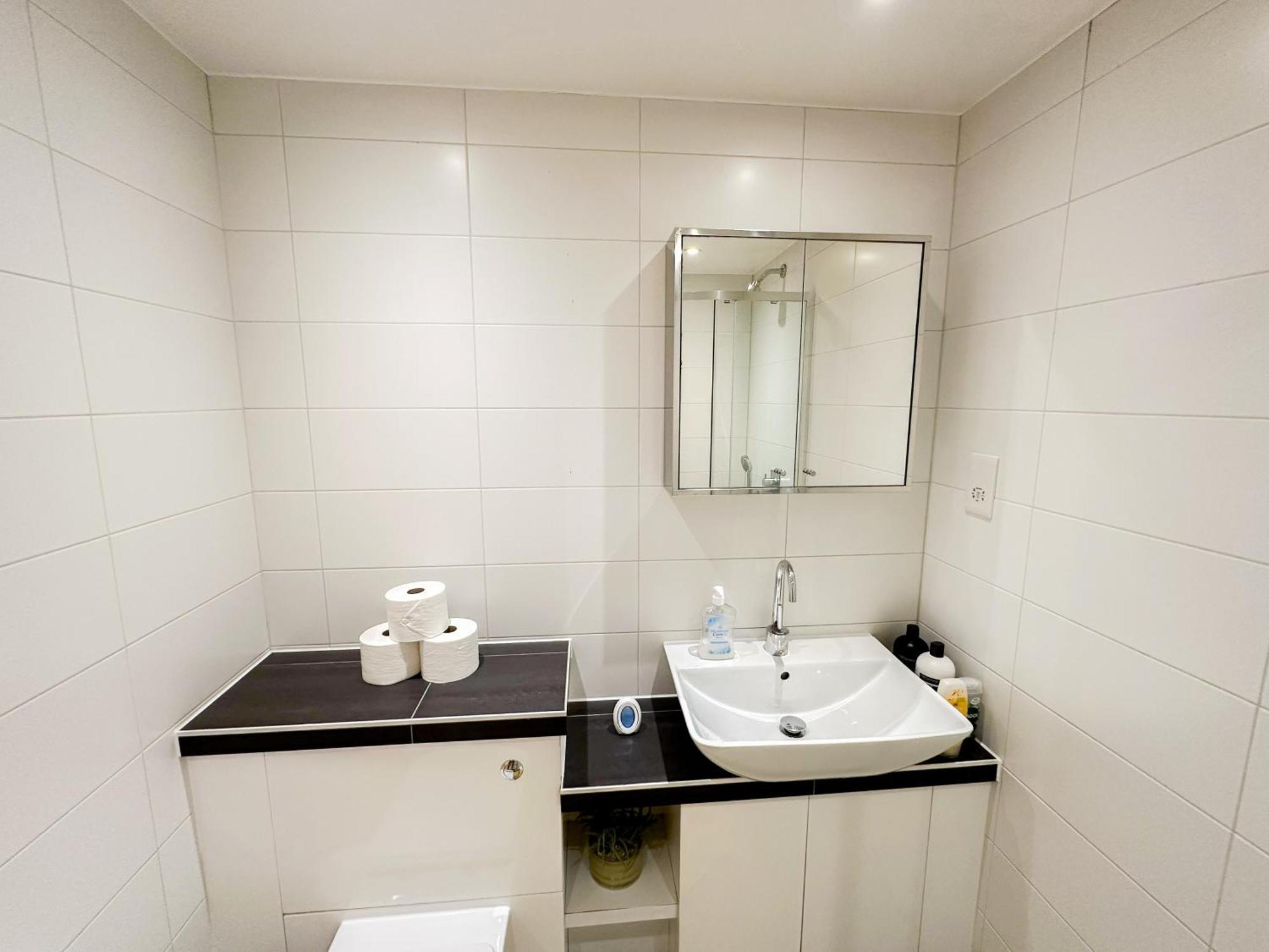Chic 3 Bedroom Flat With Private Terrace In Holloway Near Finsbury Park Λονδίνο Εξωτερικό φωτογραφία