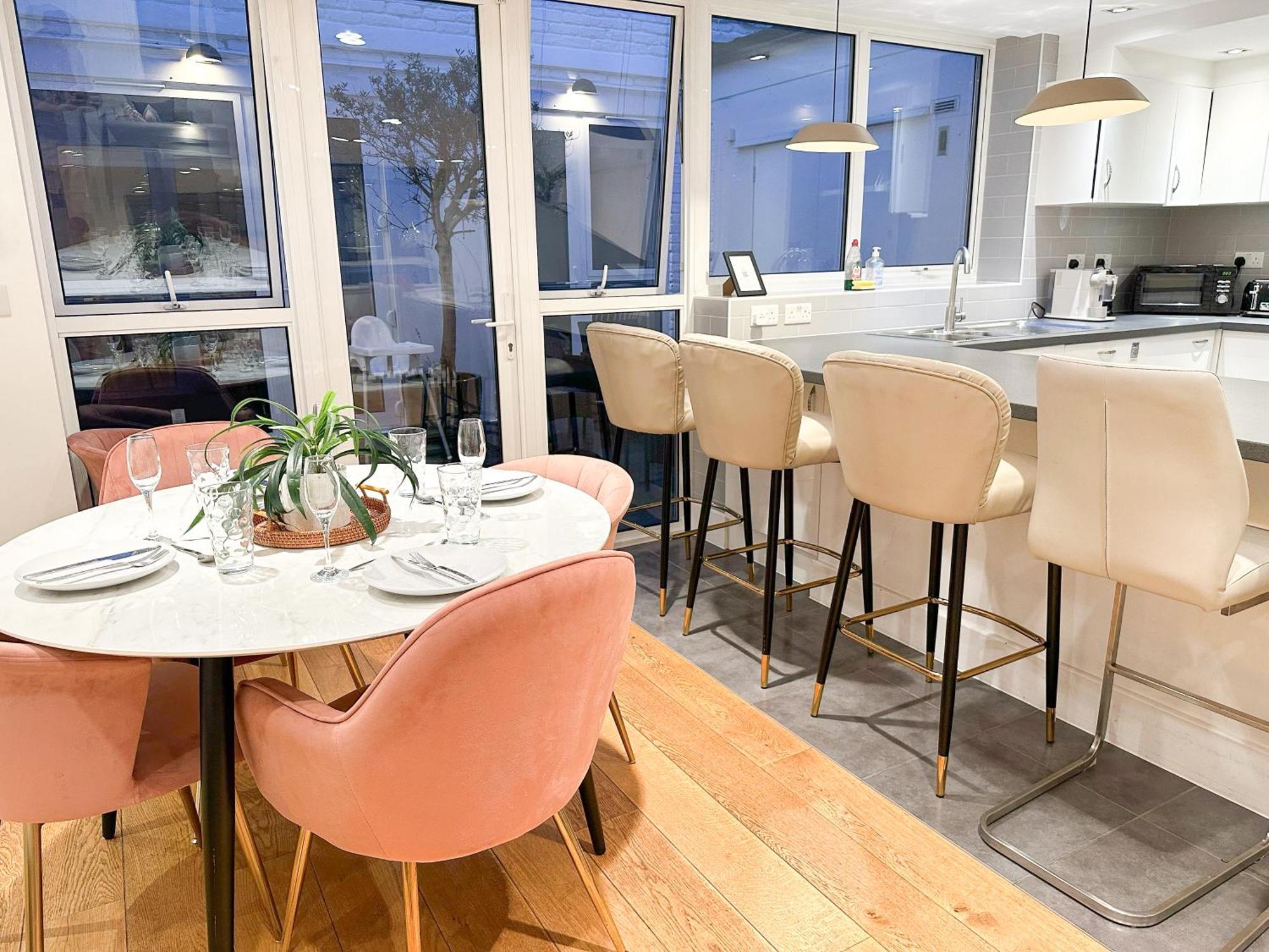 Chic 3 Bedroom Flat With Private Terrace In Holloway Near Finsbury Park Λονδίνο Εξωτερικό φωτογραφία
