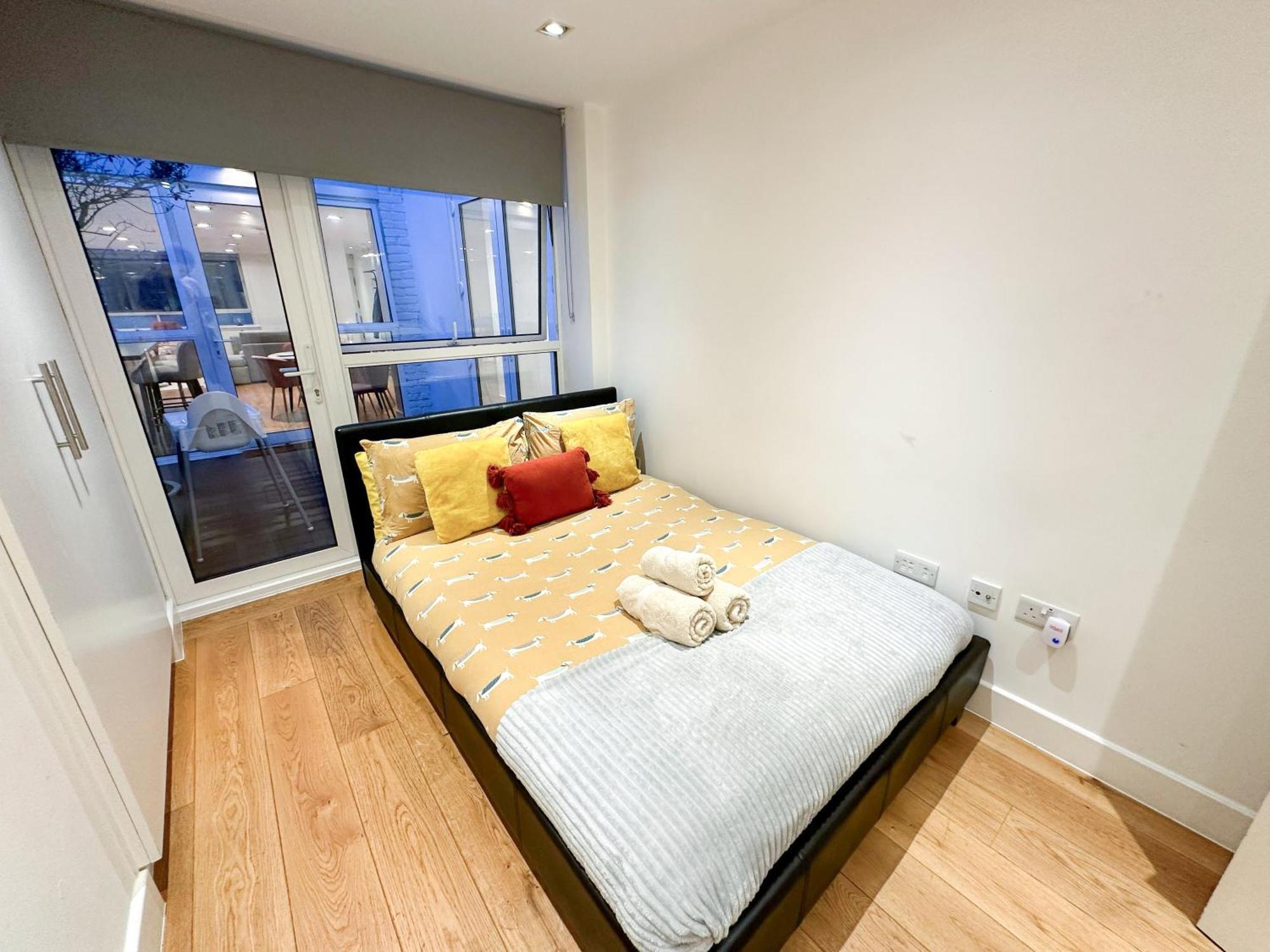 Chic 3 Bedroom Flat With Private Terrace In Holloway Near Finsbury Park Λονδίνο Εξωτερικό φωτογραφία