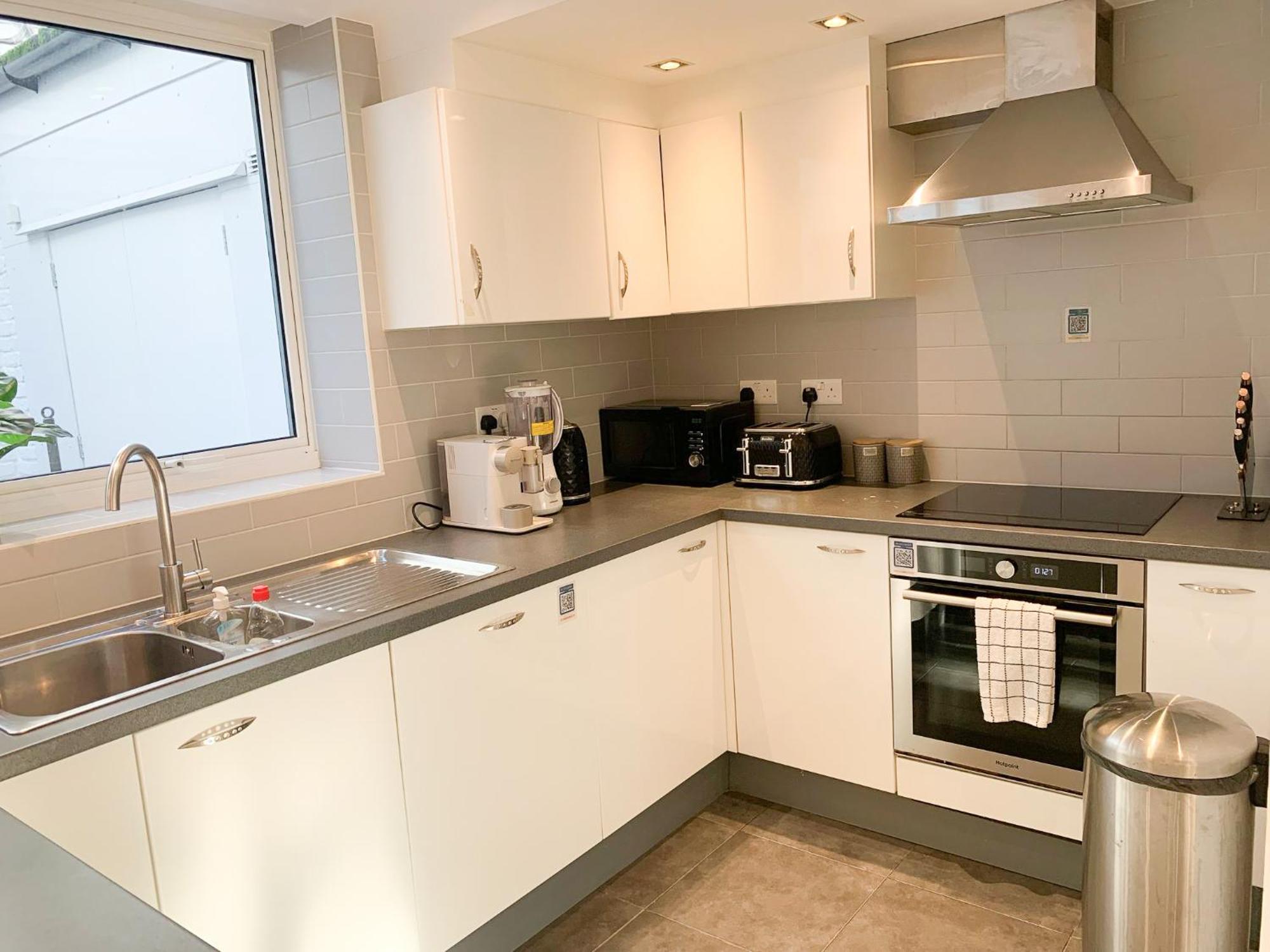 Chic 3 Bedroom Flat With Private Terrace In Holloway Near Finsbury Park Λονδίνο Εξωτερικό φωτογραφία