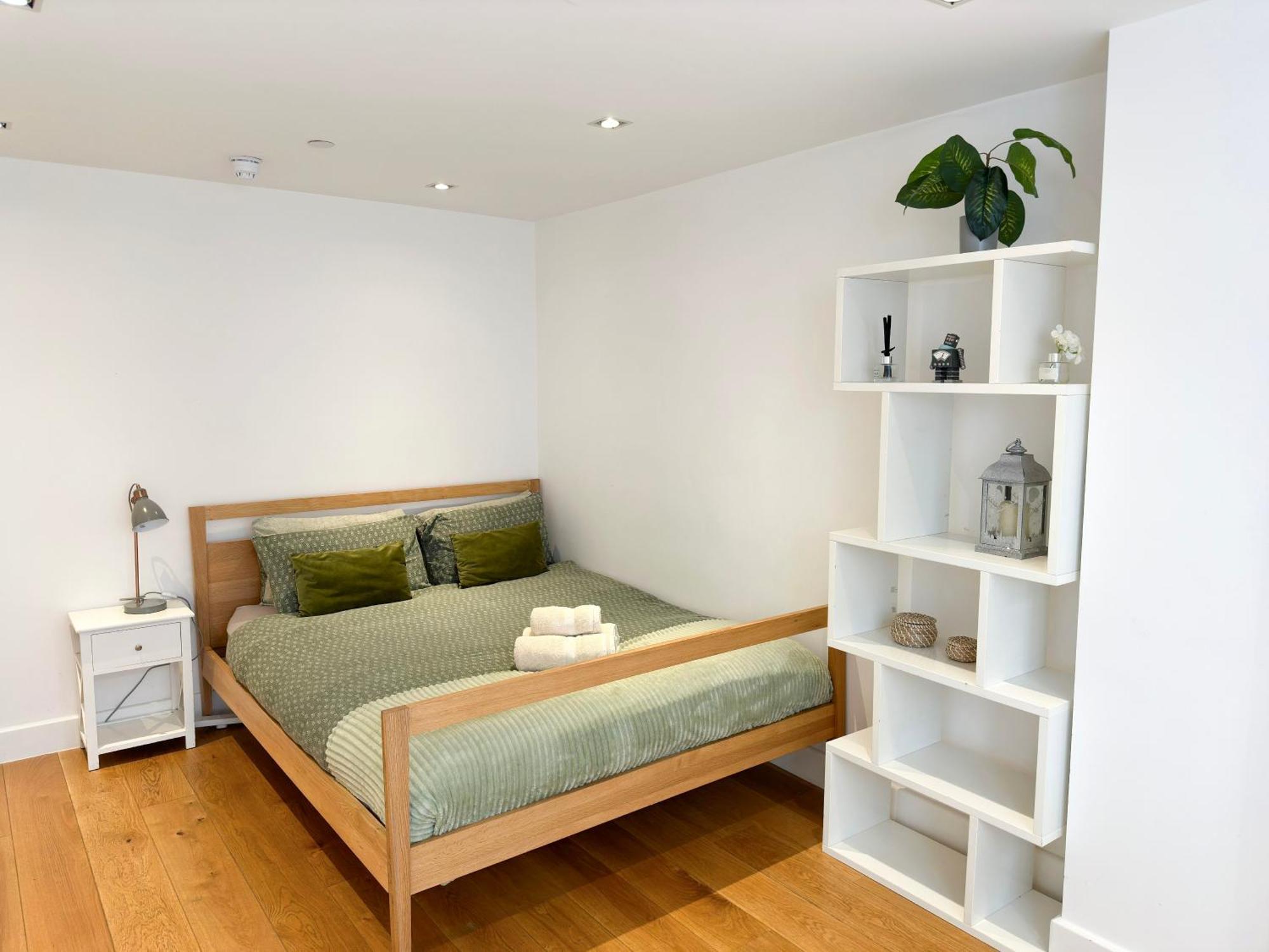 Chic 3 Bedroom Flat With Private Terrace In Holloway Near Finsbury Park Λονδίνο Εξωτερικό φωτογραφία